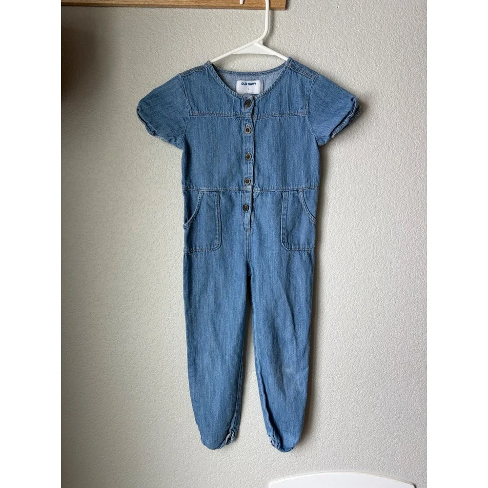 Old Navy Kids Girls Light Wash Denim Chambray Jumpsuit Romper Size 5T